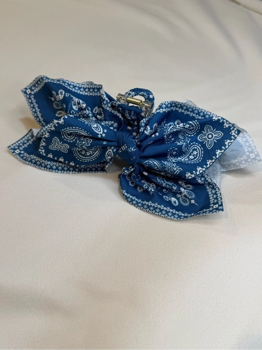 Cornflower Blue Bandana Print Fabric Bow Claw Clip Hair Accessory 4” Boho NWOT